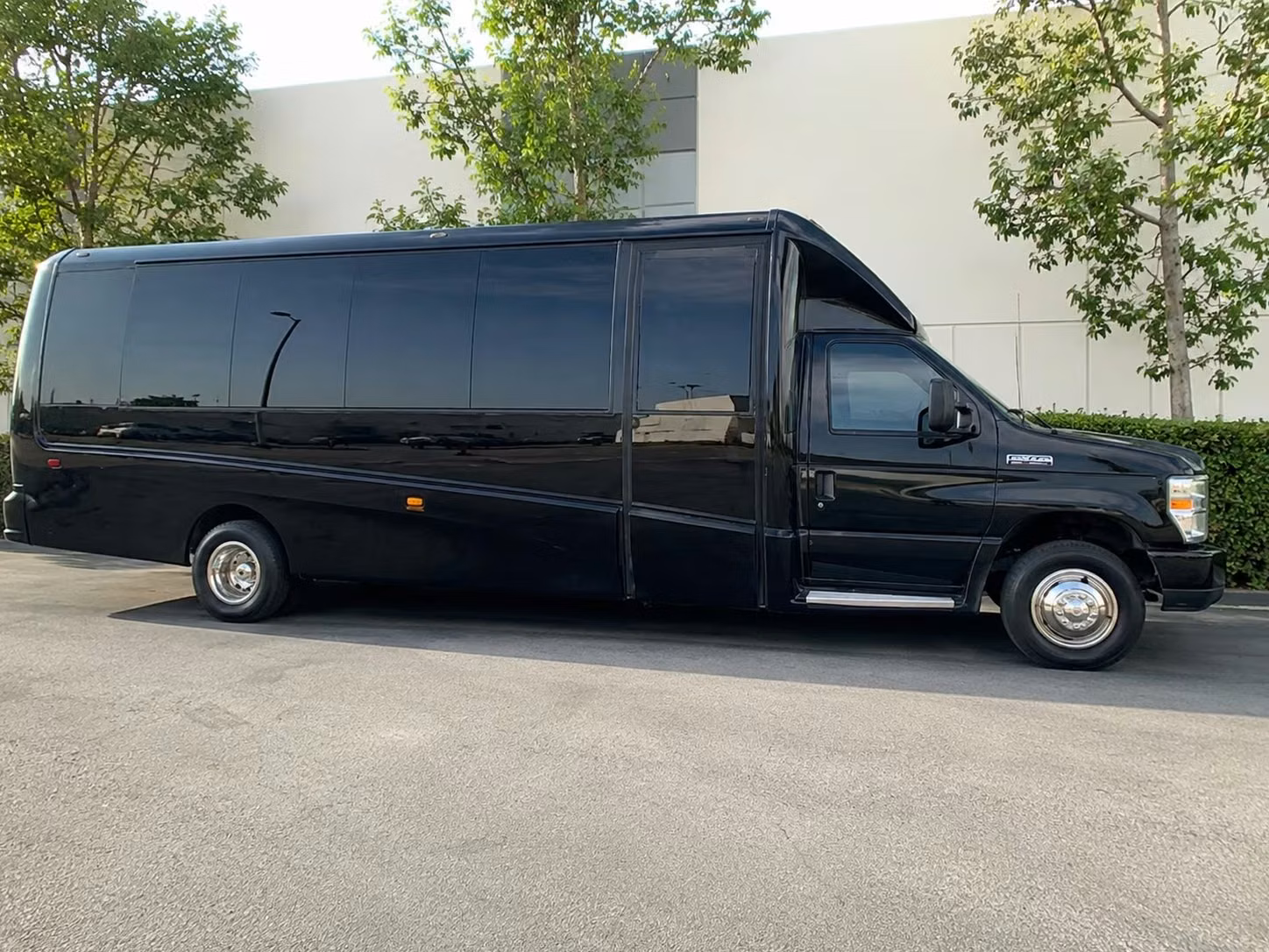18 passenger minibus