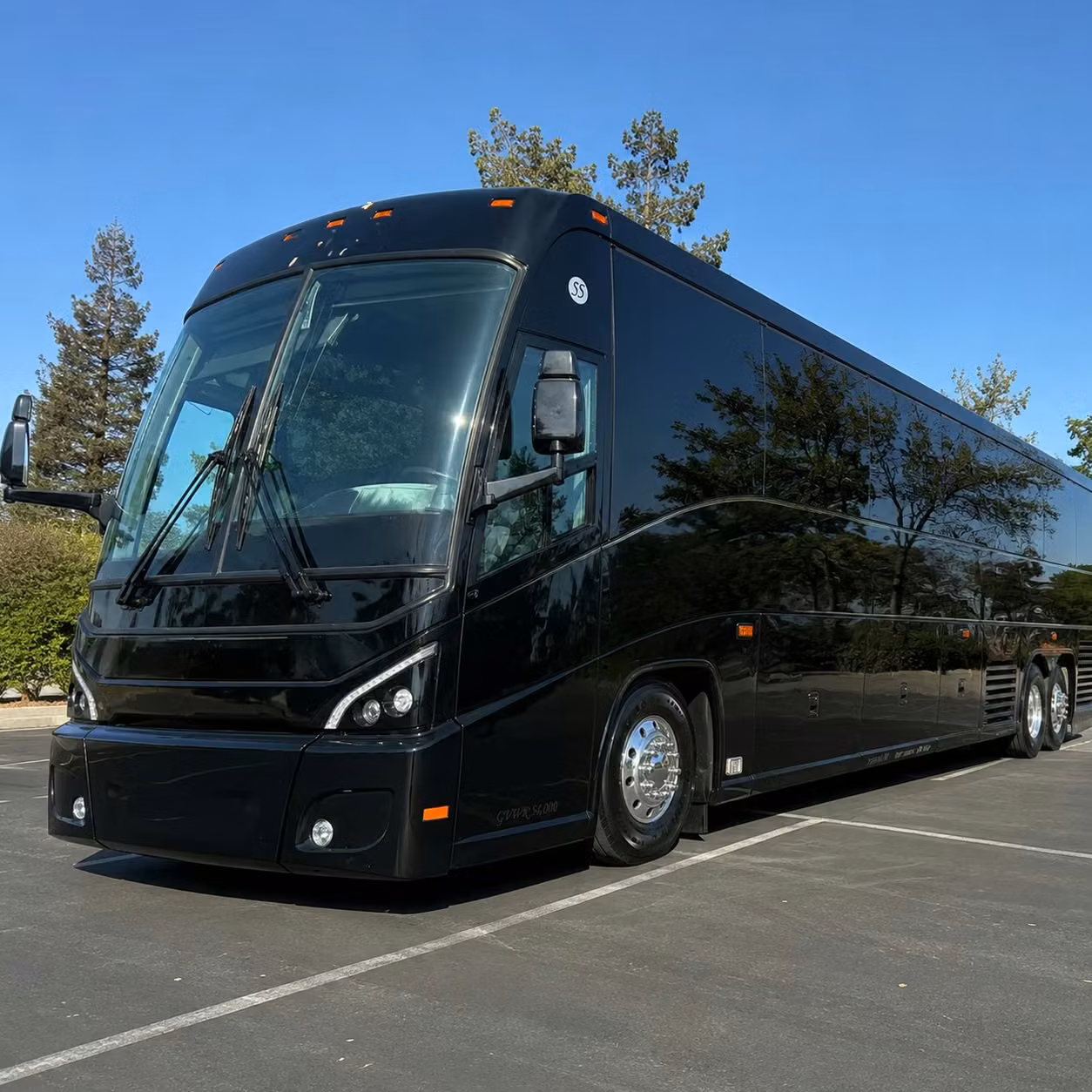 construction crew shuttles and worksite transportation across los angeles county