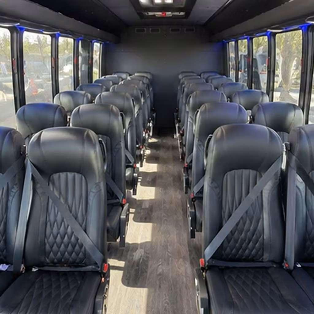 minibus rentals for smaller la prom groups who want to travel together