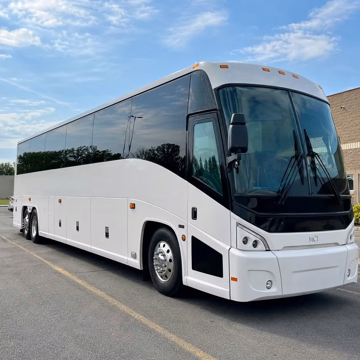 multi day charter bus rentals out of los angeles for extended group travel