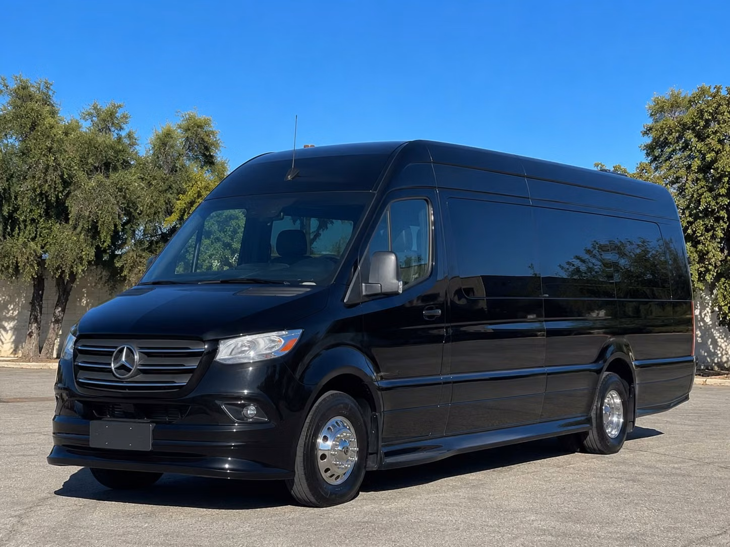 transportation serving los angeles and nearby cities
